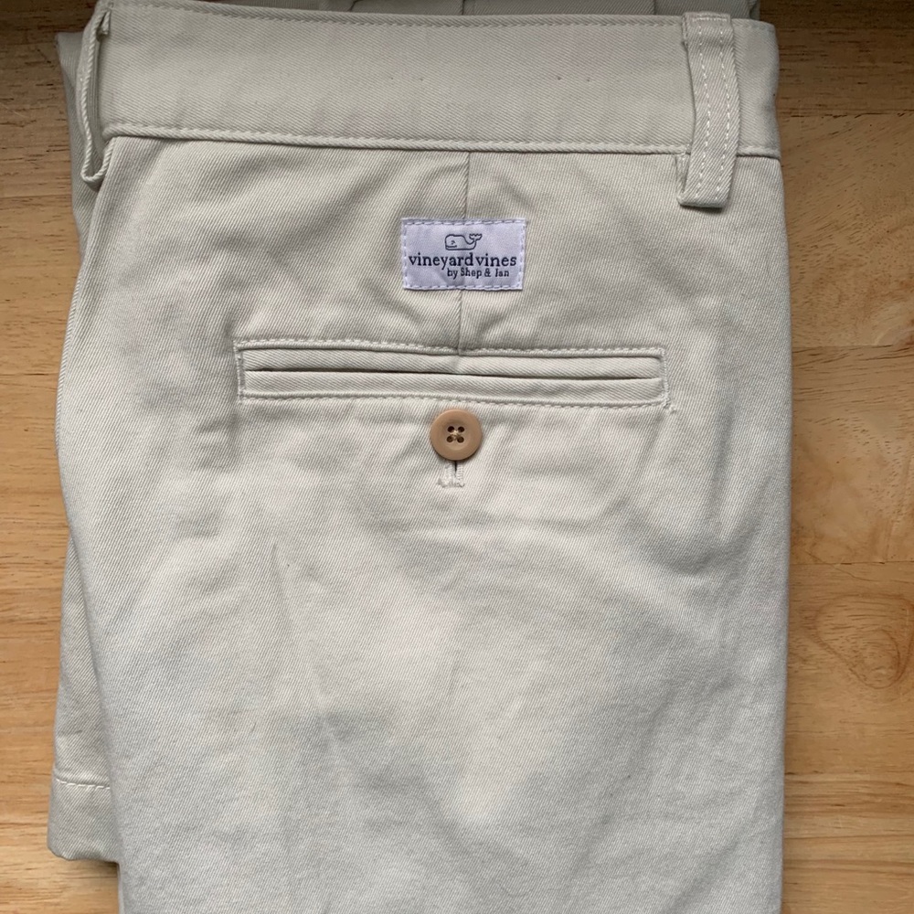 Vineyard Vines Khaki Pants